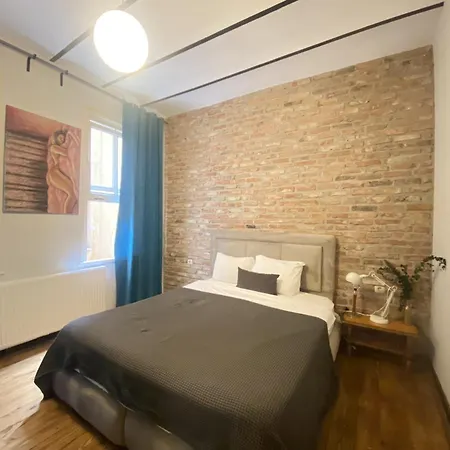 Authentic 1br Beyoglu Flat - Walk To Istiklal Appartement *