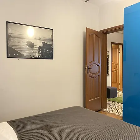 Authentic 1br Beyoglu Flat - Walk To Istiklal
